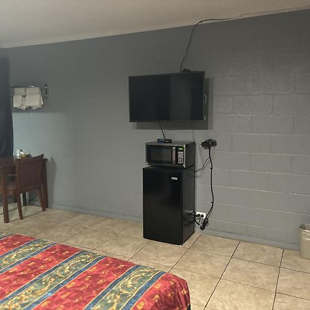 Budget Inn Of Mineola Exterior foto
